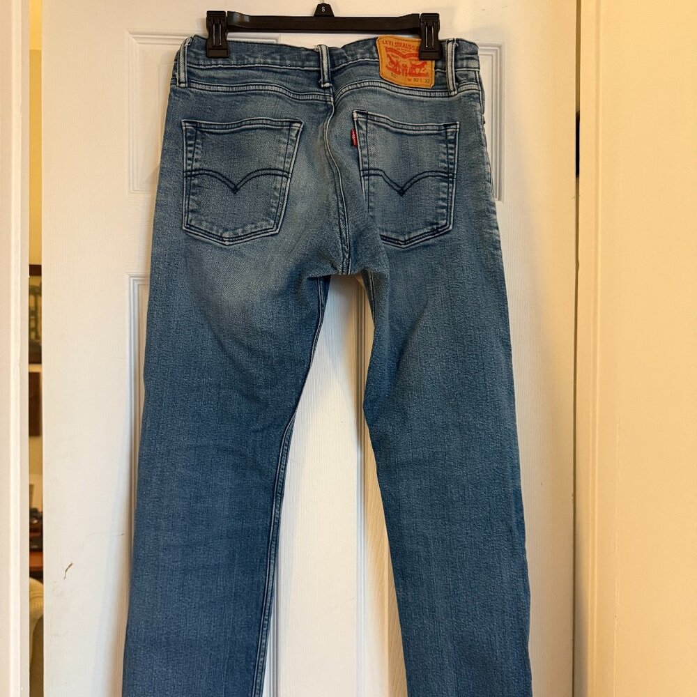 Levi’s 513 Slim Straight Jeans | W32 L32 | Medium Wash